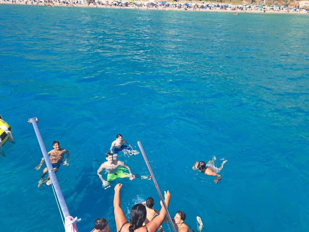 Tag der Eleganz zwischen versteckten Buchten und Villa Igea: Das Meer von Mondello