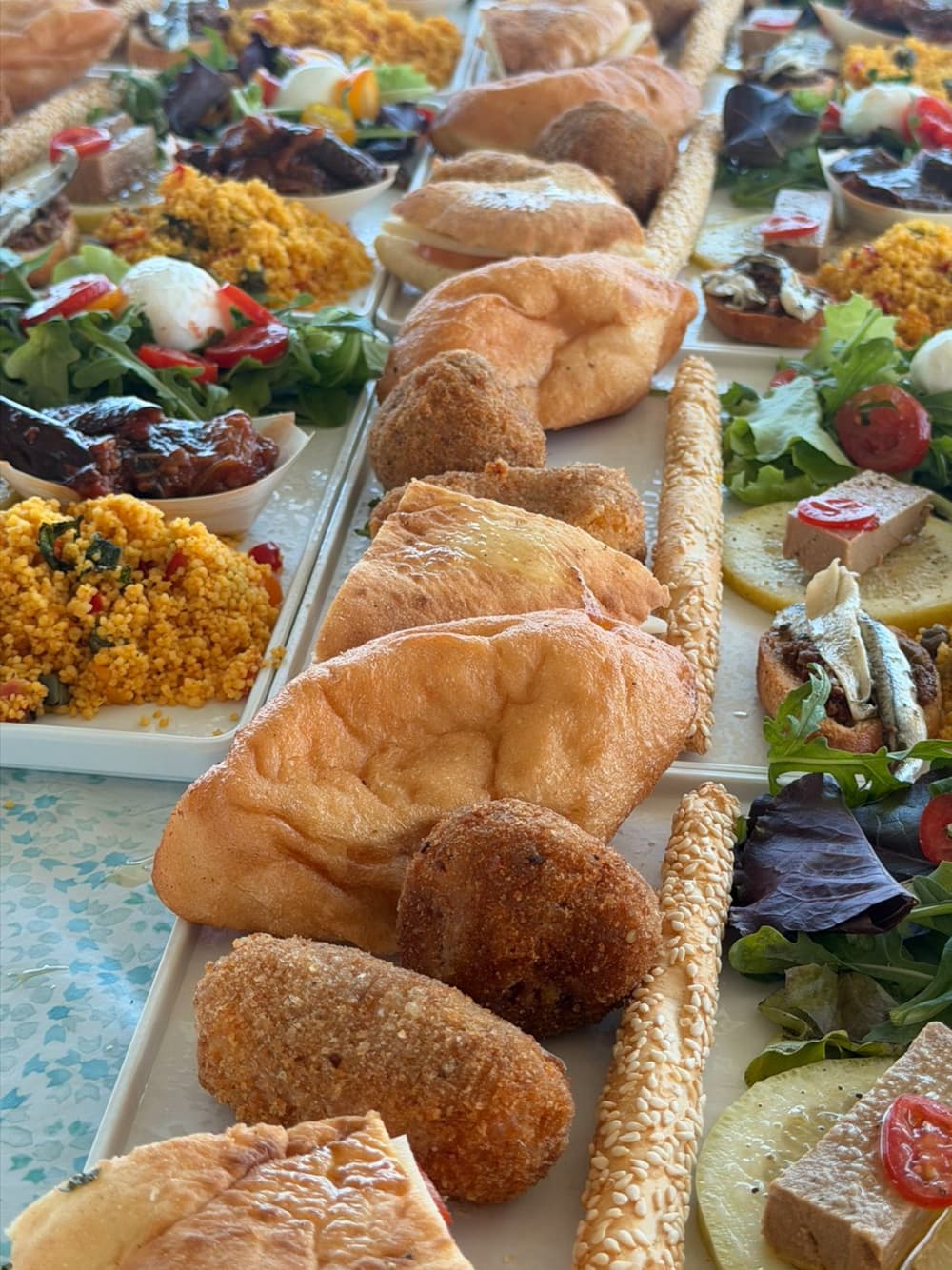 Calas secretas y elegancia en el mar: Mondello entre naturaleza e historia