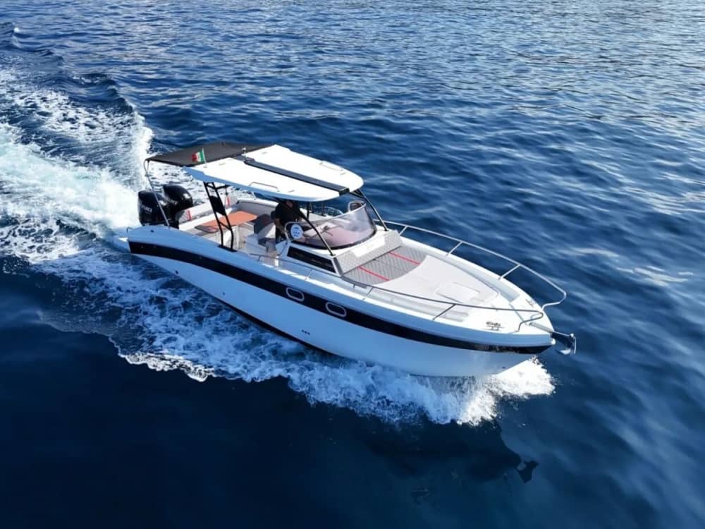 Entdeckung der Straße von Bonifacio: Ihre exklusive Reise zu zwei Inselparadiesen