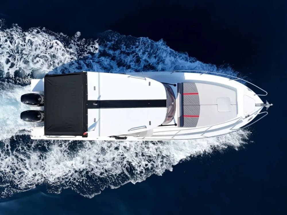 Entdeckung der Straße von Bonifacio: Ihre exklusive Reise zu zwei Inselparadiesen