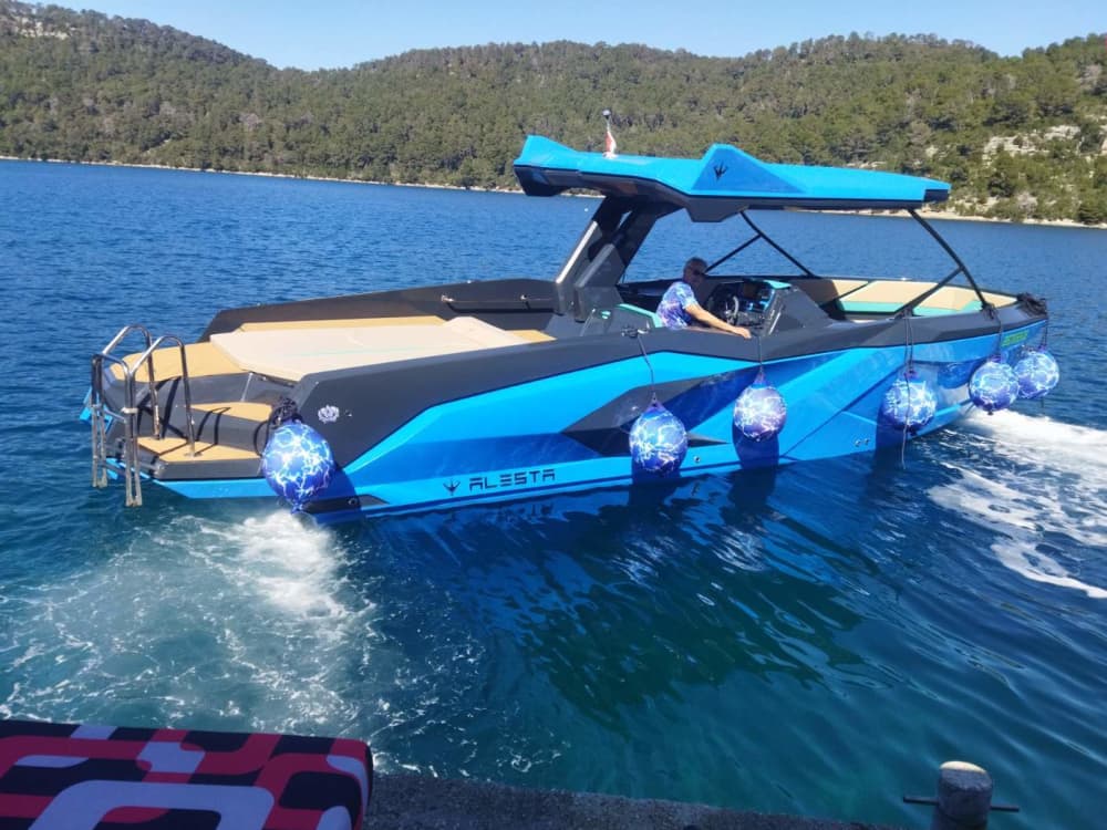 Fuga alle Isole Elafiti: tour privato di 8 ore in barca da Dubrovnik