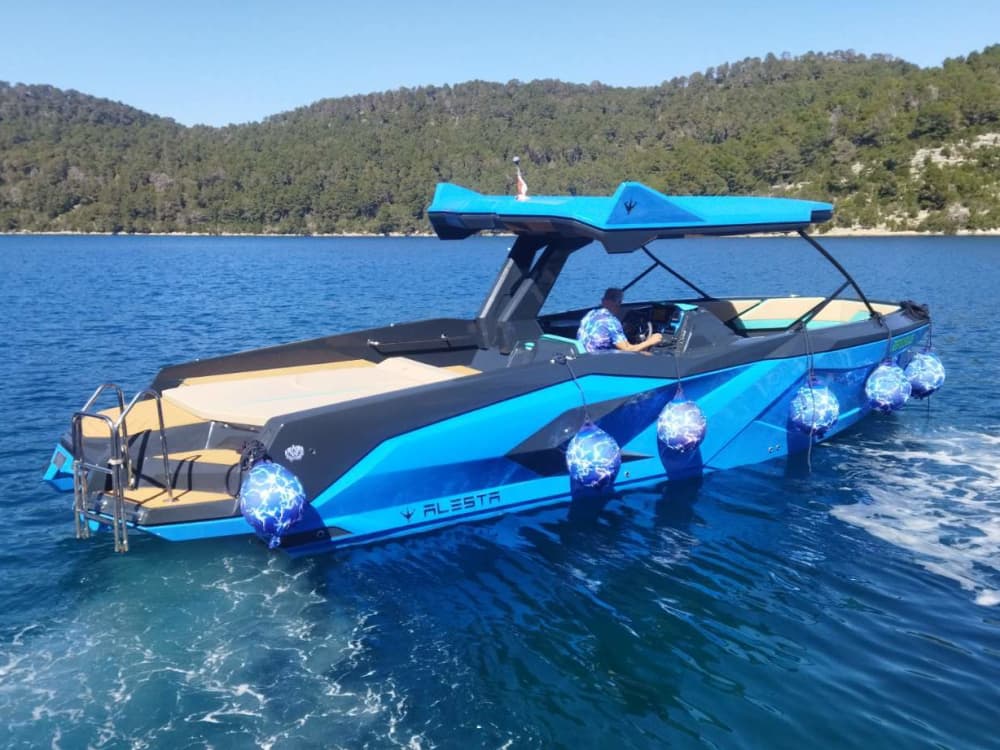 Fuga alle Isole Elafiti: tour privato di 8 ore in barca da Dubrovnik