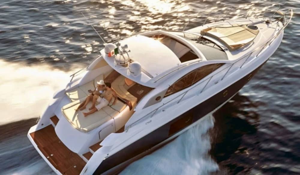 1 dag till Saint-Tropez: ombord på den lyxiga Sessa C43