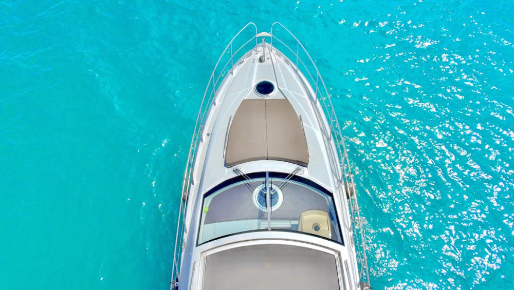 A day trip to Saint-Tropez: aboard the luxurious 14m Yacht Sessa