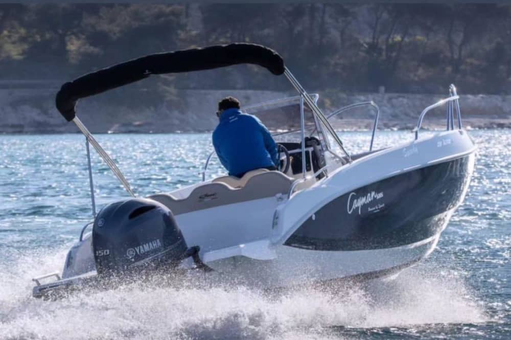 Découvrez les merveilles de Capri – Une journée de rêve en mer