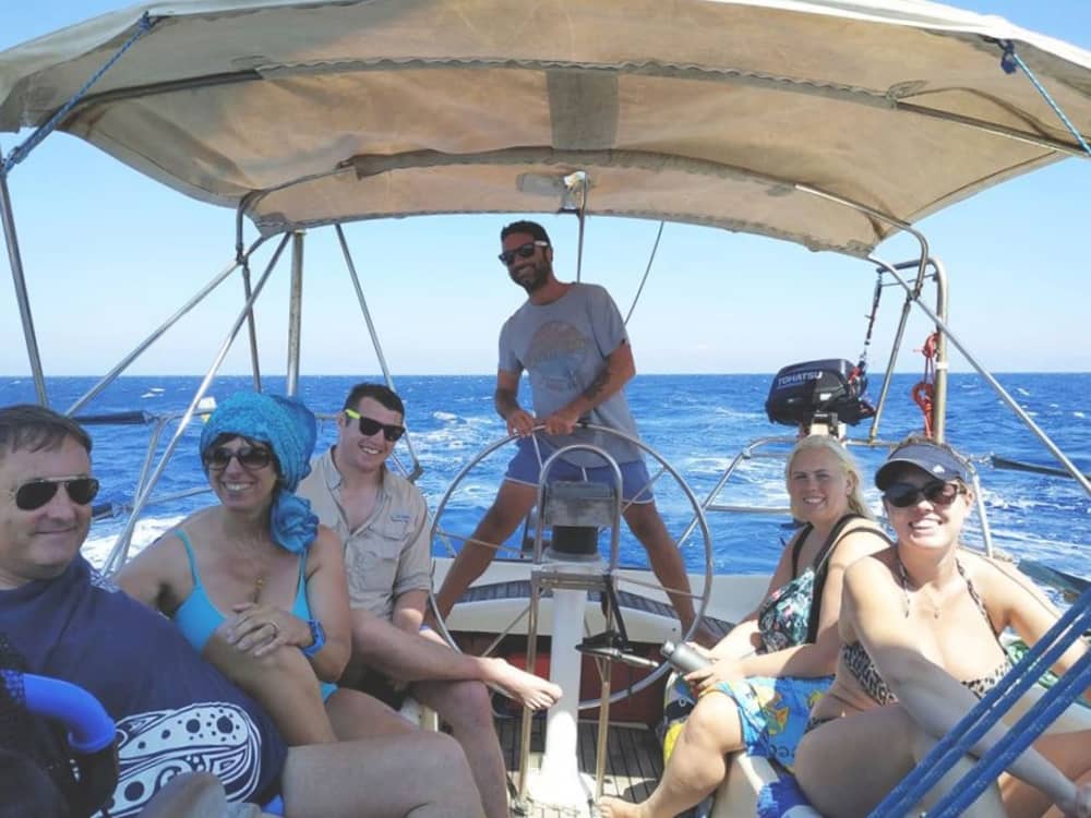 Sail & explore secluded beaches