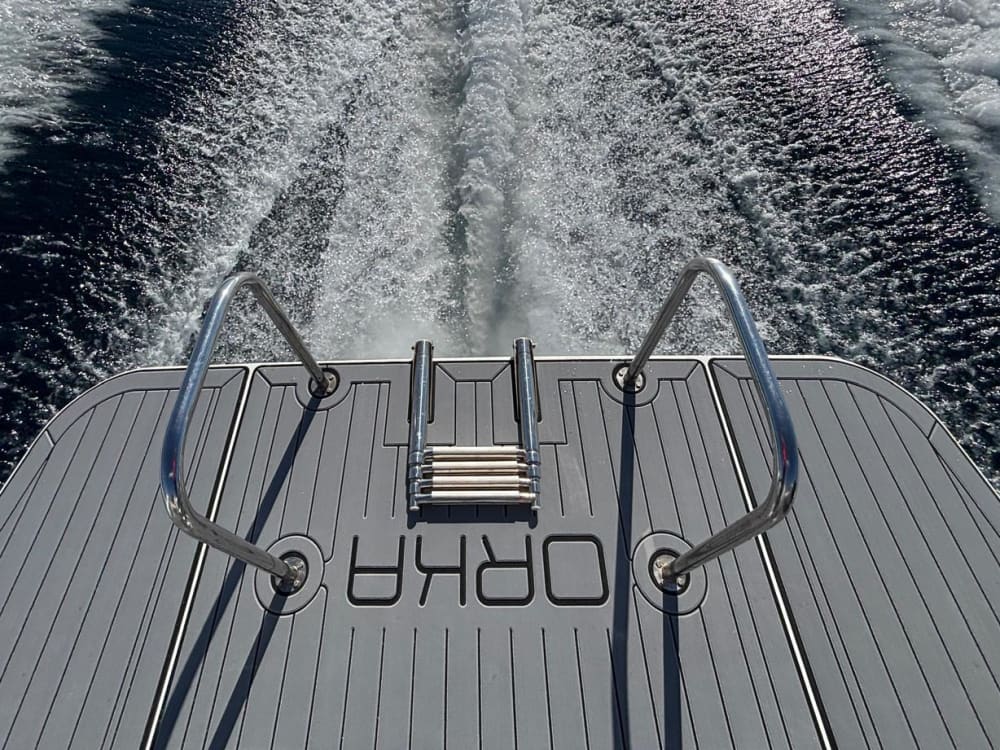 Vrbnik Voyage: Coastal Cruise & Old Town Discovery from Crikvenica