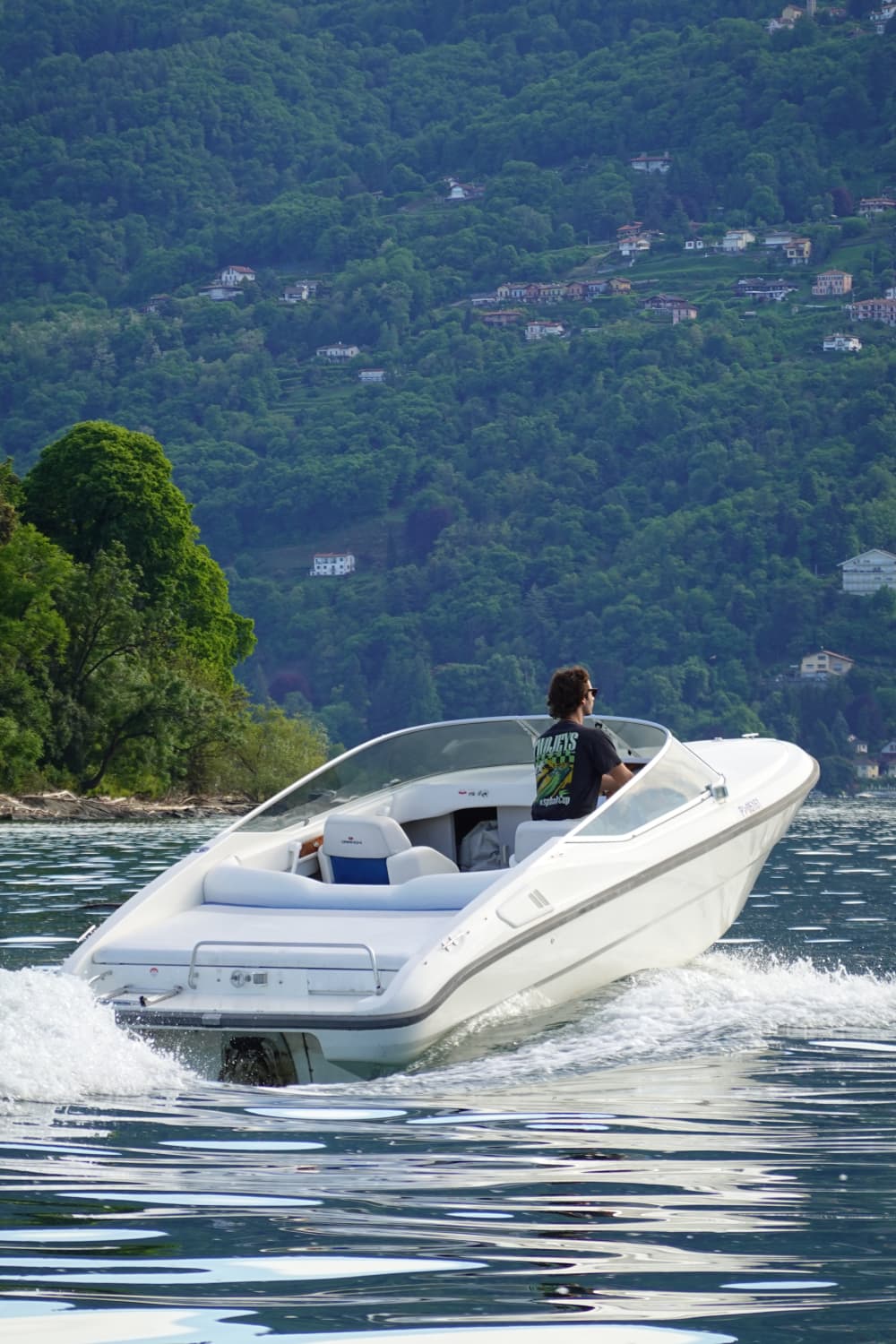 Aperitivo - Private Lake Maggiore Boat Tour