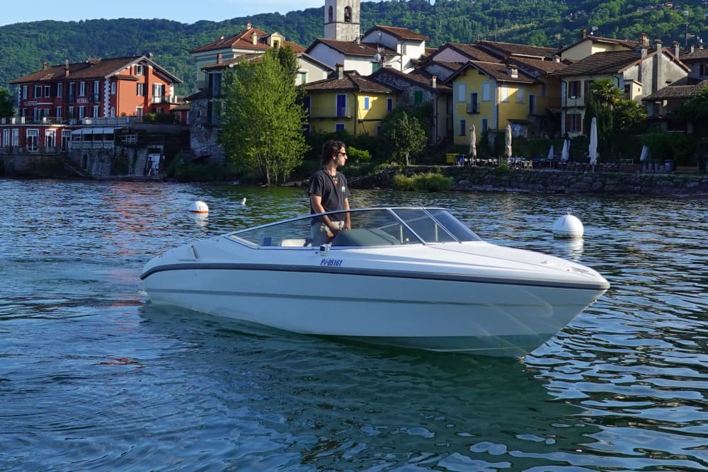 Aperitivo - Private Lake Maggiore Boat Tour