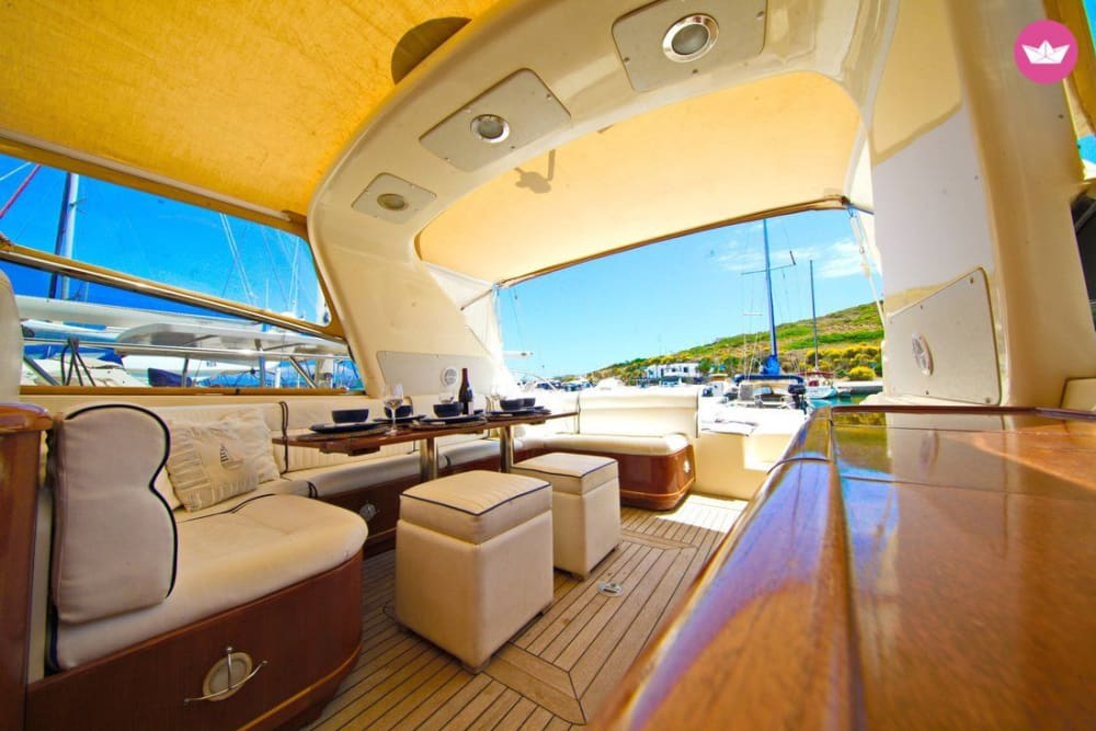 8 uur pure elegantie, vertrek vanuit de oude haven van Saint-Tropez.