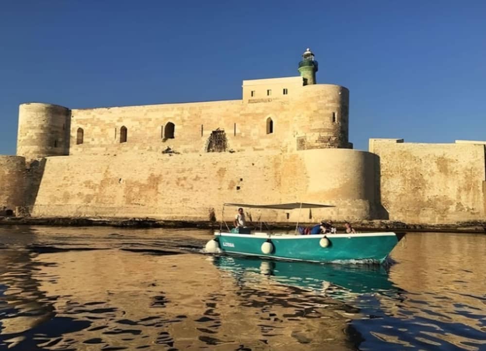 Incanto Barocco: Tour Panoramico dell'Isola di Ortigia