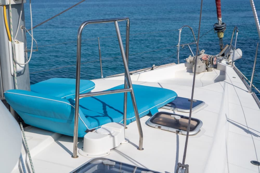 Tavolara and Molara in search of dolphins: a full day adventure in Monomaran