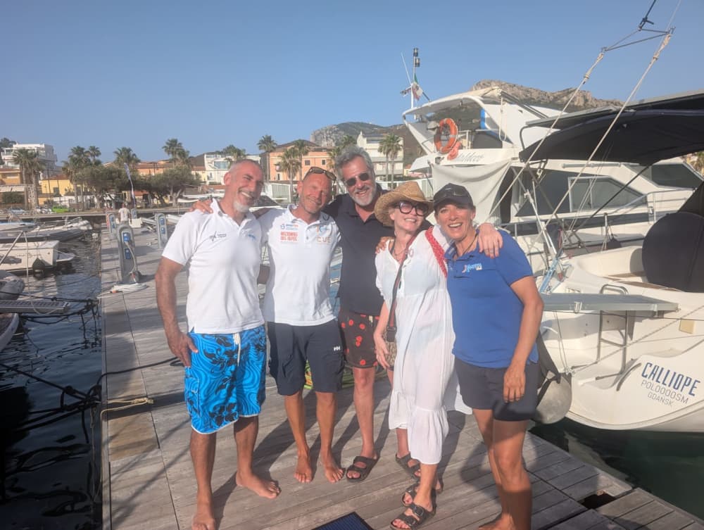 Tavolara and Molara in search of dolphins: a full day adventure in Monomaran