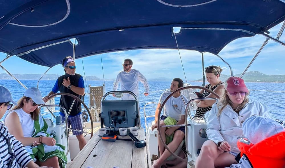 Tavolara and Molara in search of dolphins: a full-day adventure on a 15-meter sailing boat.
