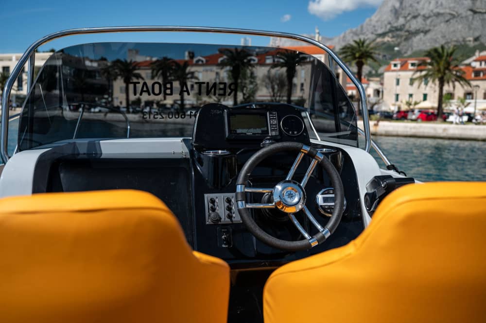 Ihr privater Tag voller Sonne und Freude in Makarska