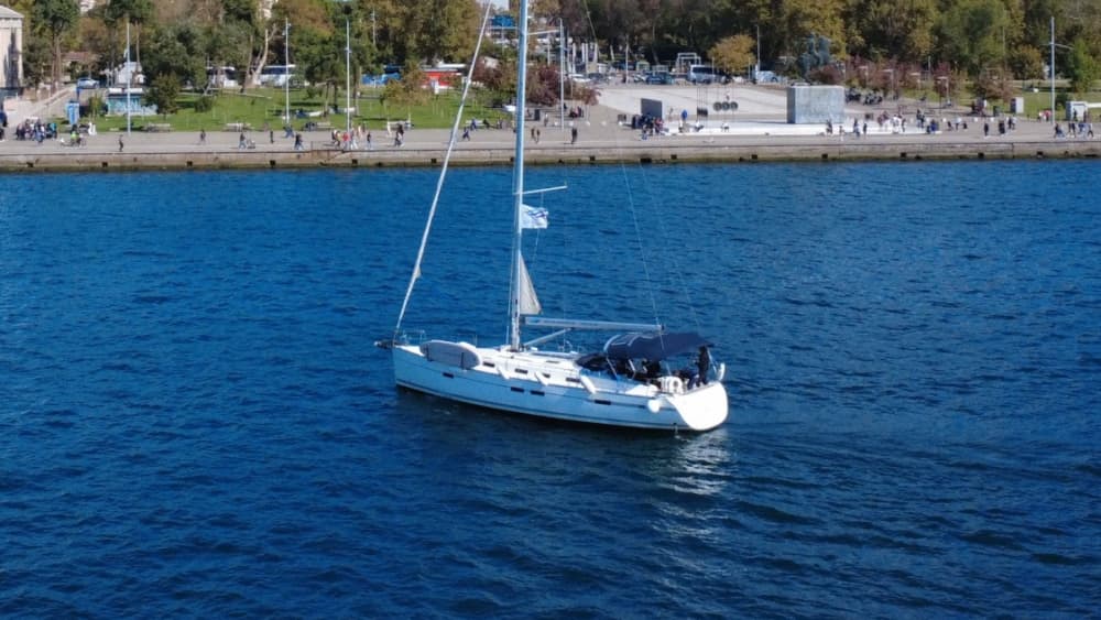 Esperienza di navigazione di un'intera giornata su una barca a vela a Salonicco