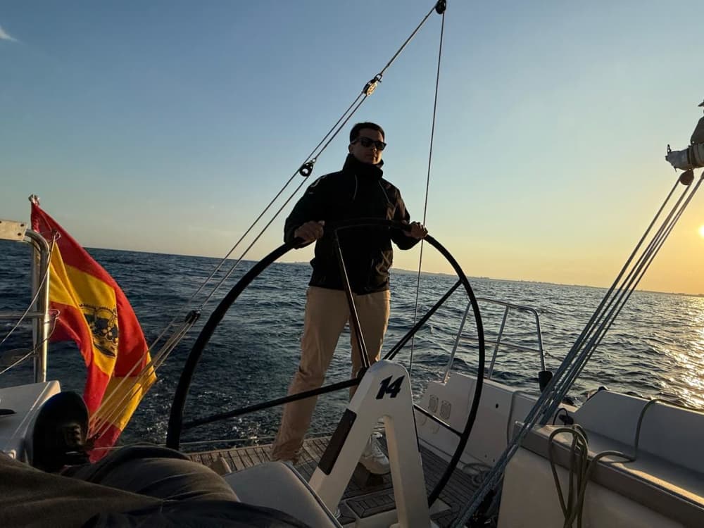 Toast at Sunset – 2-Hour Sunset Tour