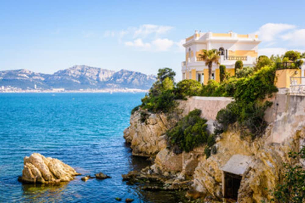 Marseille : Journée au Parc des Calanques & Frioul