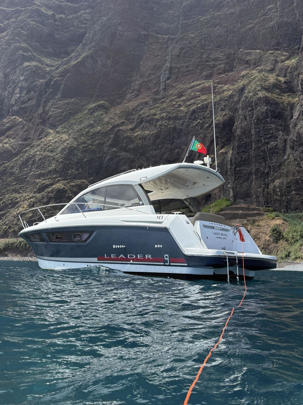 Golden Hour: Costa da Madeira ao Pôr do Sol