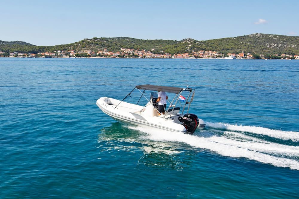 Całodniowa wycieczka na wyspy Kornati – 8 godzin drogą morską