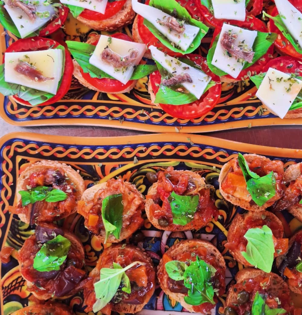 Armonie Costiere: Half Day tra Cale e Grotte di Cefalù con Snorkeling e Aperitivo