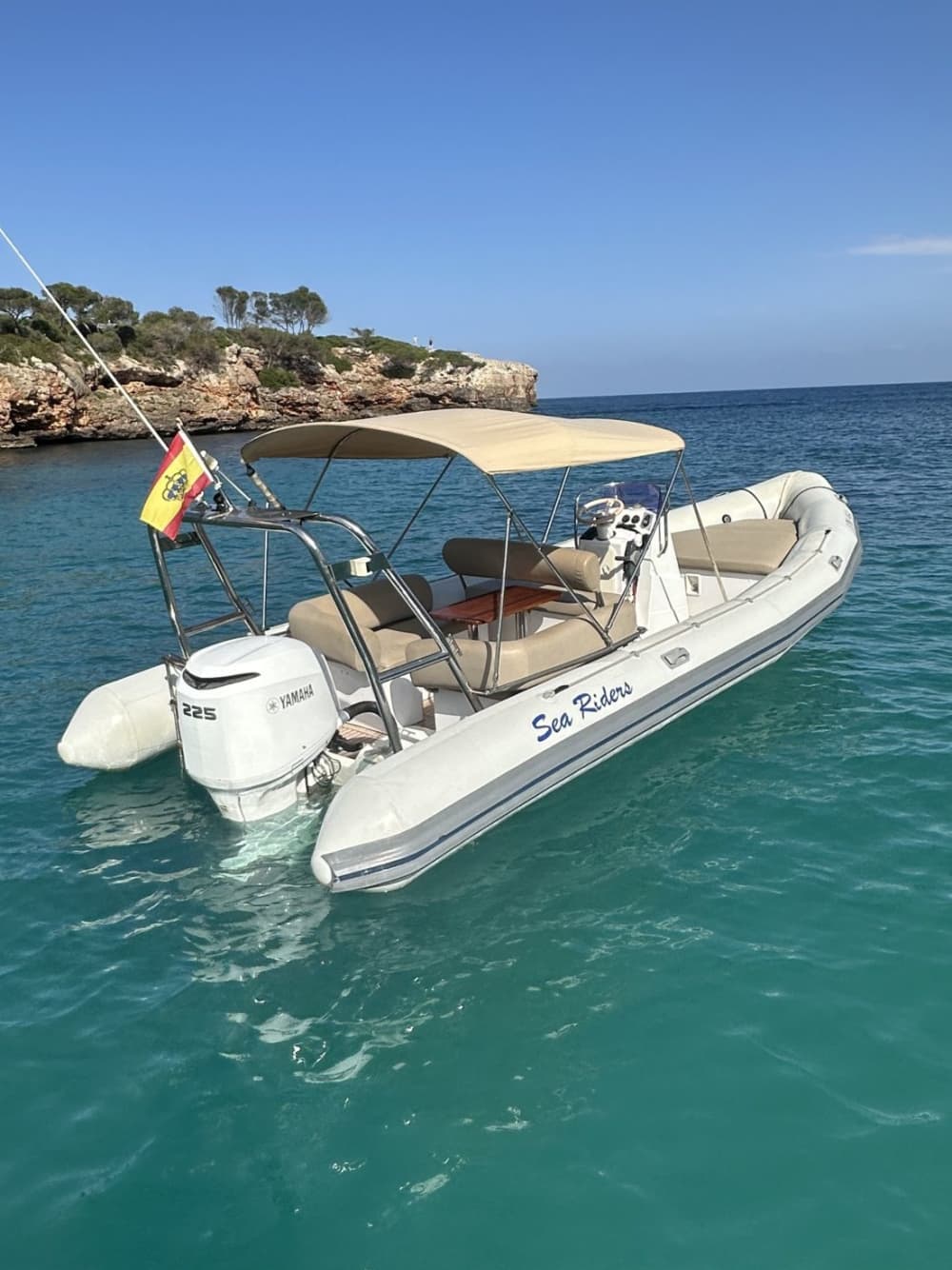 Cala d’Or Boat Experience – Half-Day Escape
