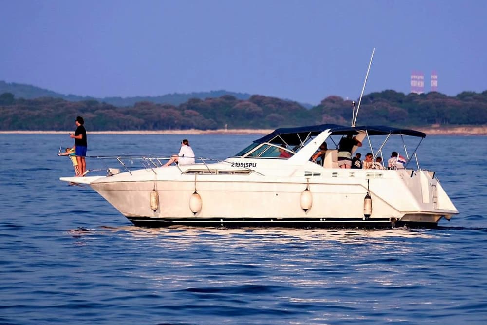 Exklusive 5-stündige private Bootstour: Erkunden Sie den Brijuni-Nationalpark, die Gewässer von Pula und versteckte Buchten (Beginn um 9.30 oder 15.30 Uhr)