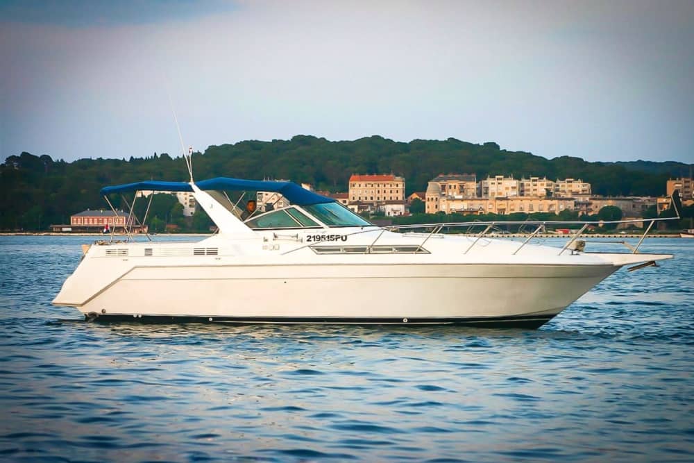 Exklusive 5-stündige private Bootstour: Erkunden Sie den Brijuni-Nationalpark, die Gewässer von Pula und versteckte Buchten (Beginn um 9.30 oder 15.30 Uhr)