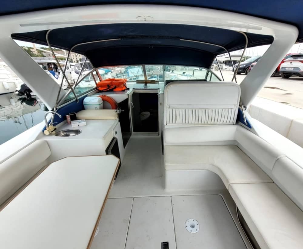 Sonnenuntergang und Delfine: Private 3-stündige Bootstour zum Brijuni-Archipel und in die Gewässer von Pula