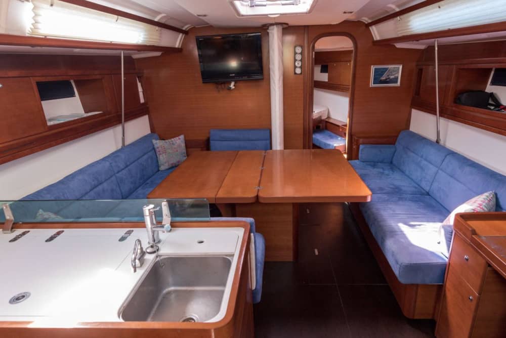 The best of Saint-Raphaël is on the water: Your private full day on a sailboat