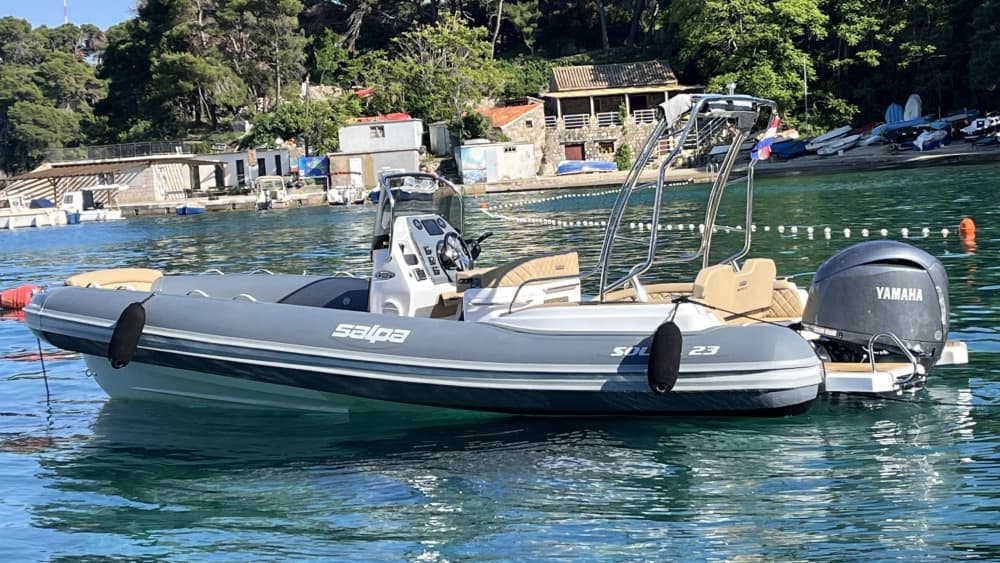 Enjoy 8h on a motorboat in Dubrovnik