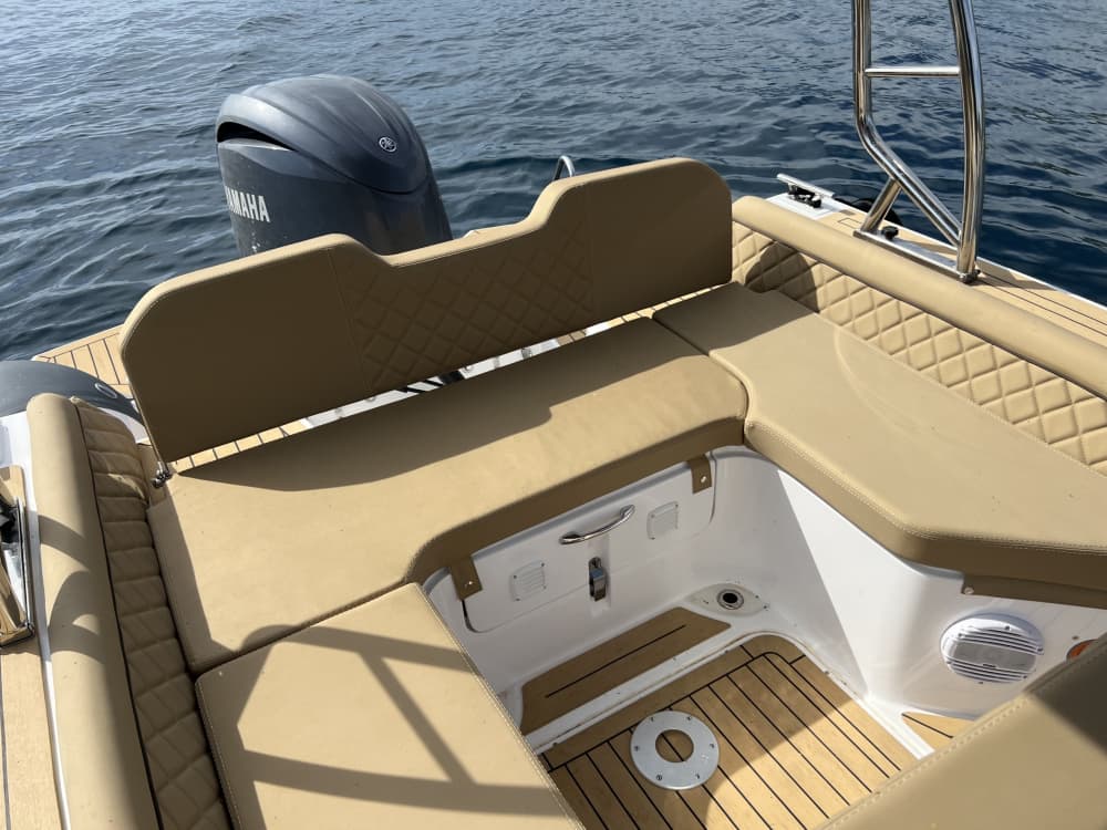 Enjoy 8h on a motorboat in Dubrovnik