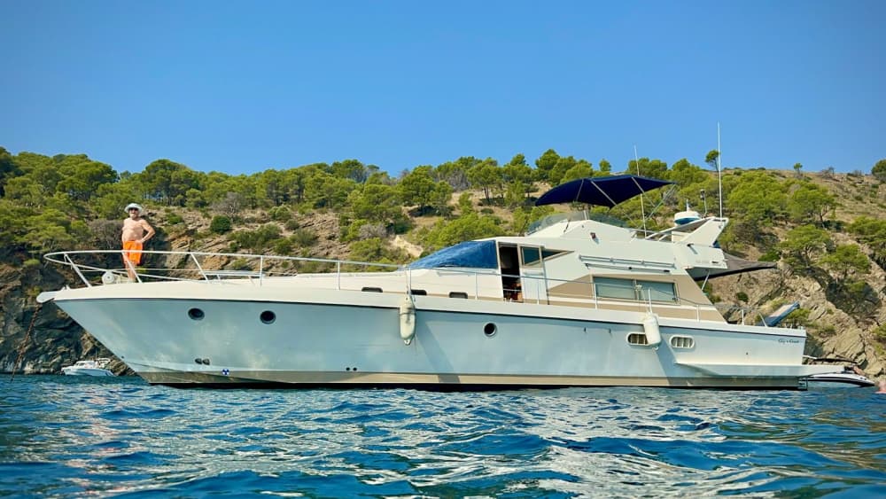 Gelassenheit am Meer: Halbtägige Kreuzfahrt an der Costa Brava