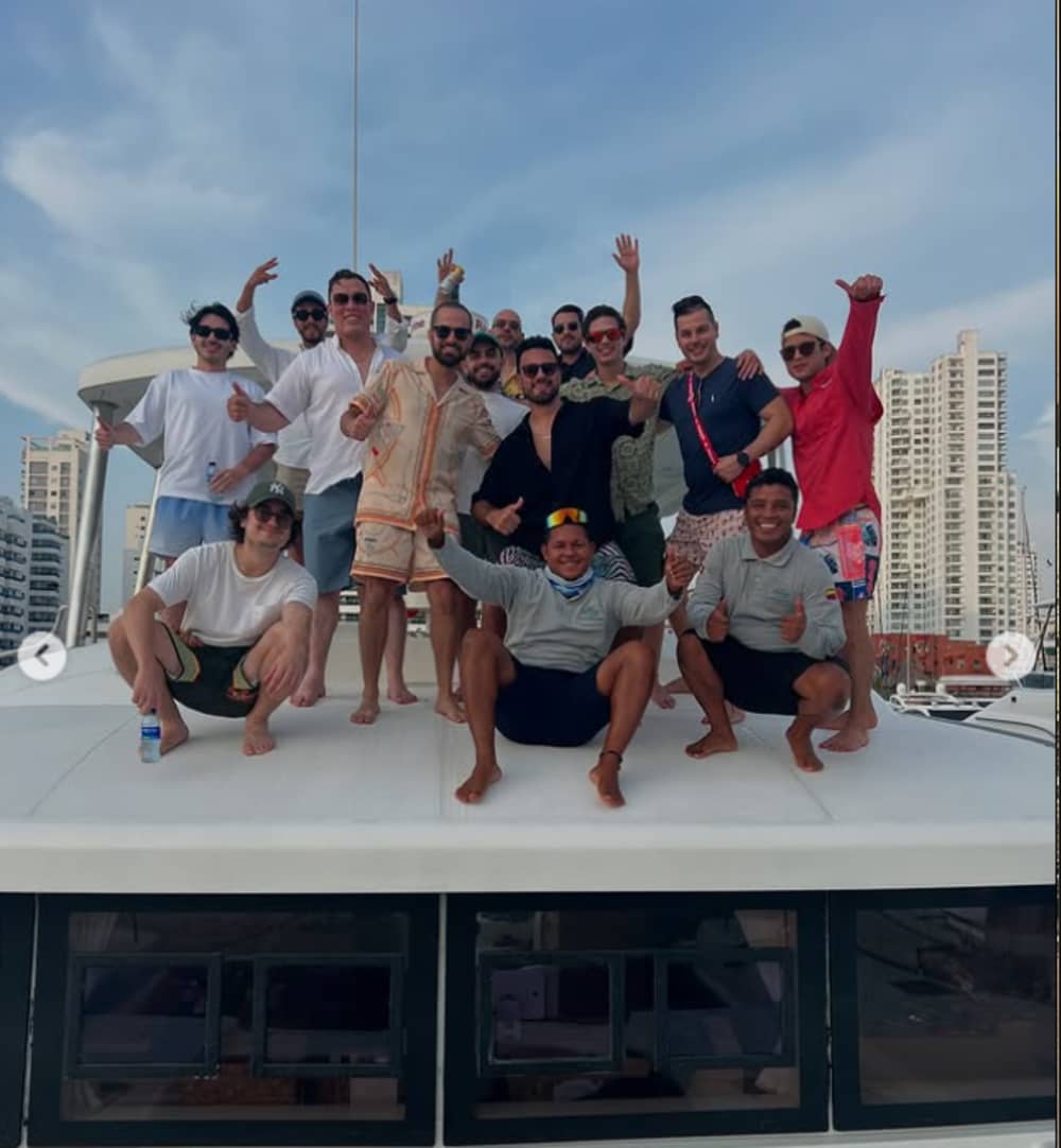 Isla Paradise: tour di un giorno a Cholon e spiaggia privata tranquilla