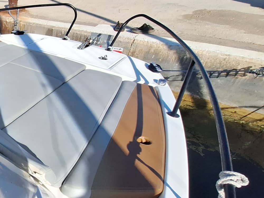 Motorboot huren voor een hele dag in Port-de-Bouc