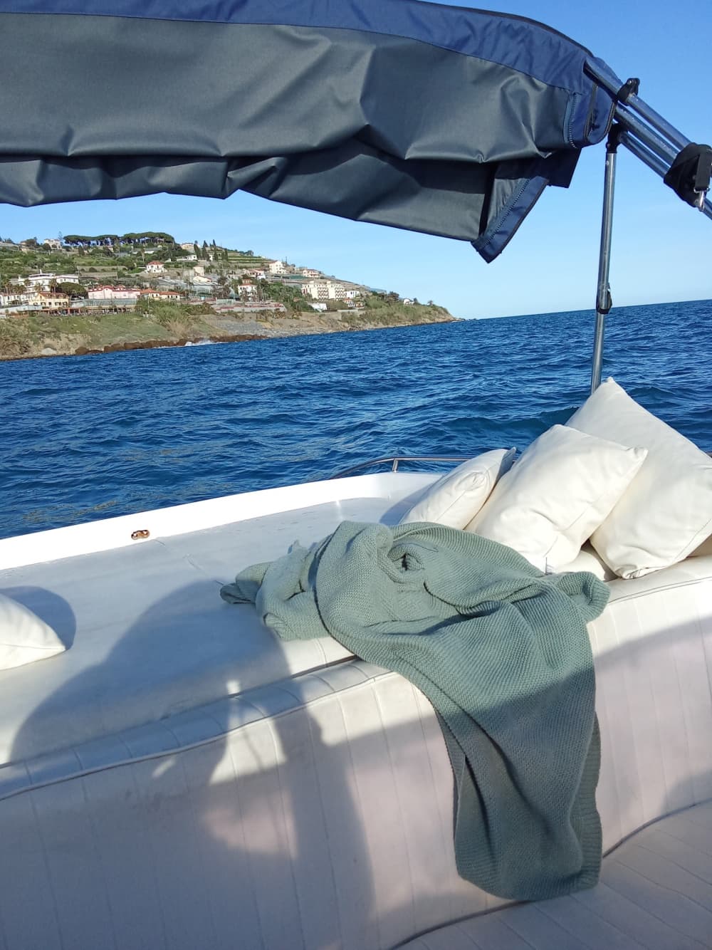 Seu dia em Monte Carlo: Alugue uma lancha para 8 horas de descoberta.