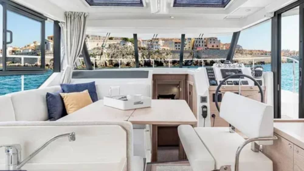 3 timmar i Lymington: Hyr en motorbåt och njut