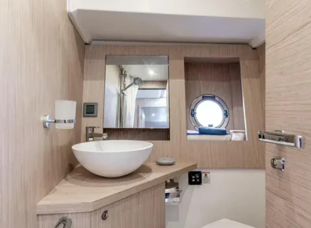 3 timmar i Lymington: Hyr en motorbåt och njut