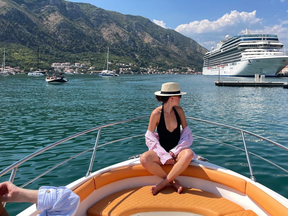 Excursion privée d'une journée complète dans la baie de Kotor et les joyaux de l'Adriatique (8 passagers maximum)