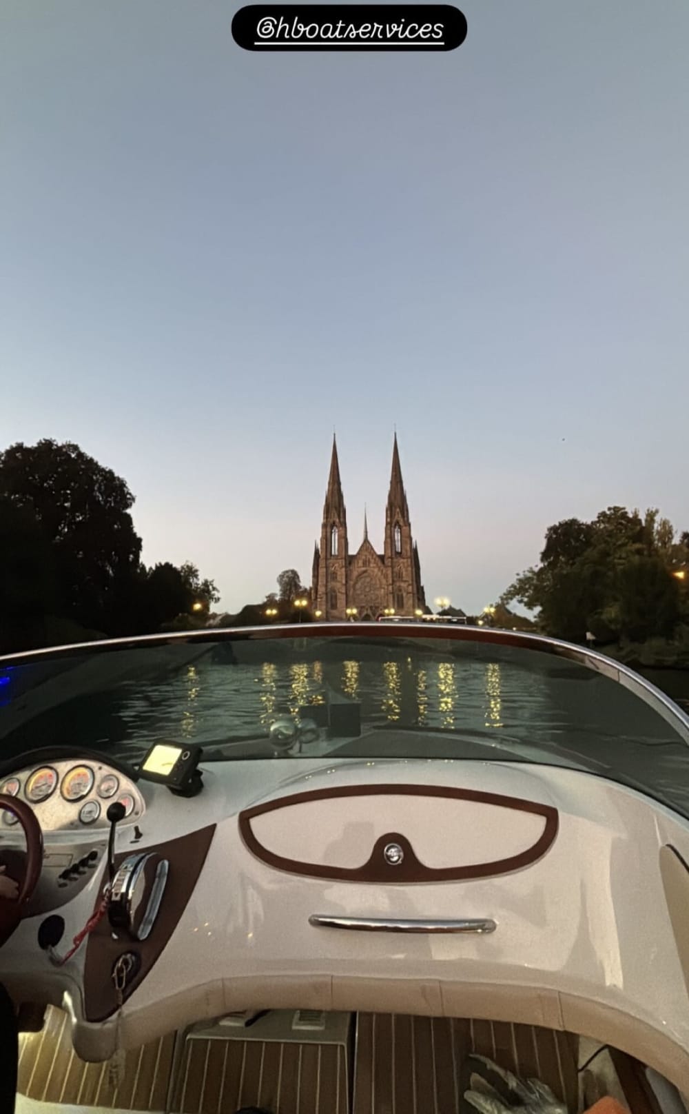 Sunset Signature 2H – Private Kreuzfahrt mit Sonnenuntergangsaperitif & Fotos (Picasso)