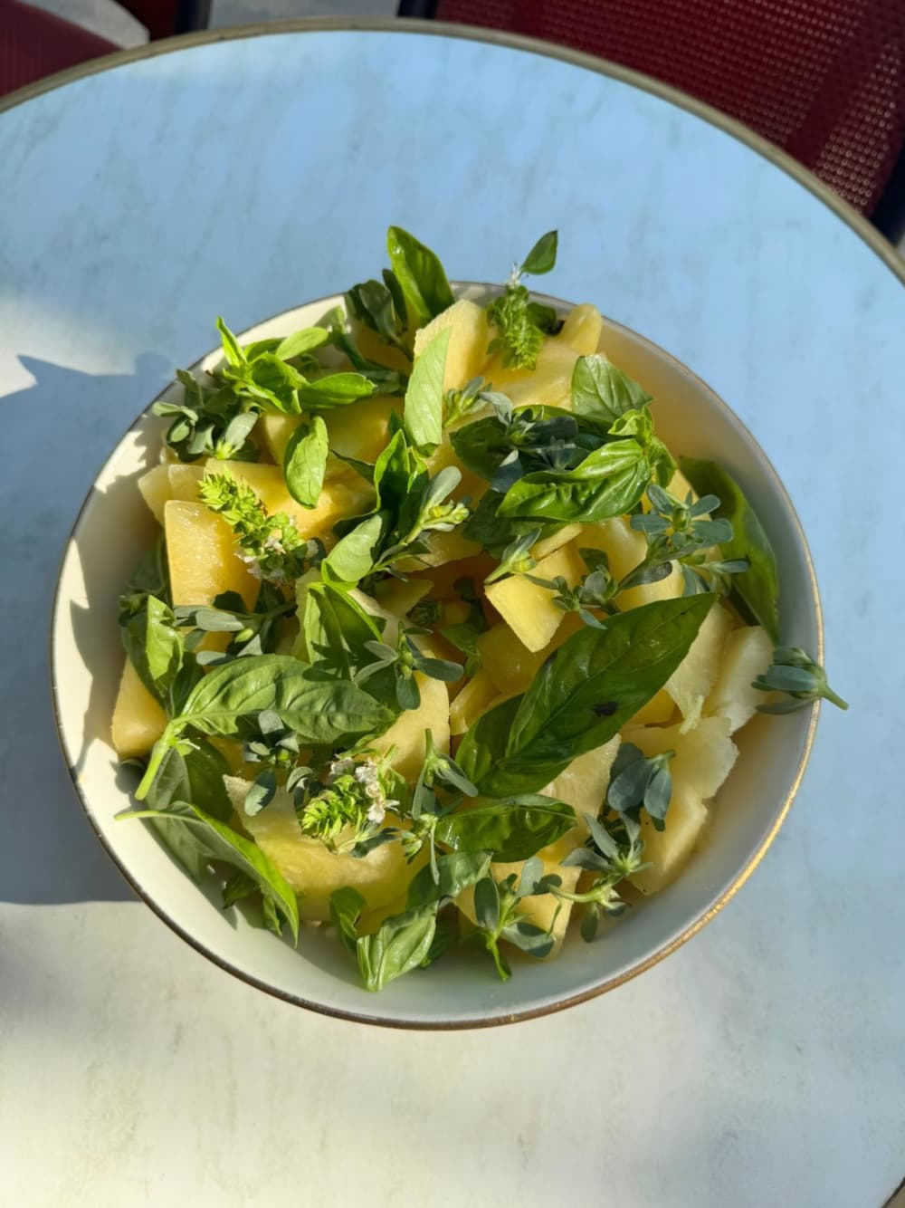 Coucher de soleil à Porquerolles : une soirée magique en voilier privé