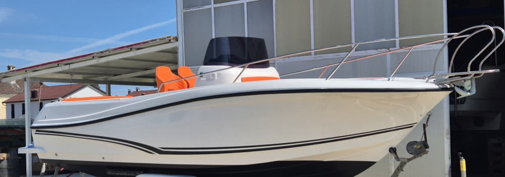 Profitez du soleil lors d'une excursion en bateau de 9 heures à Makarska.