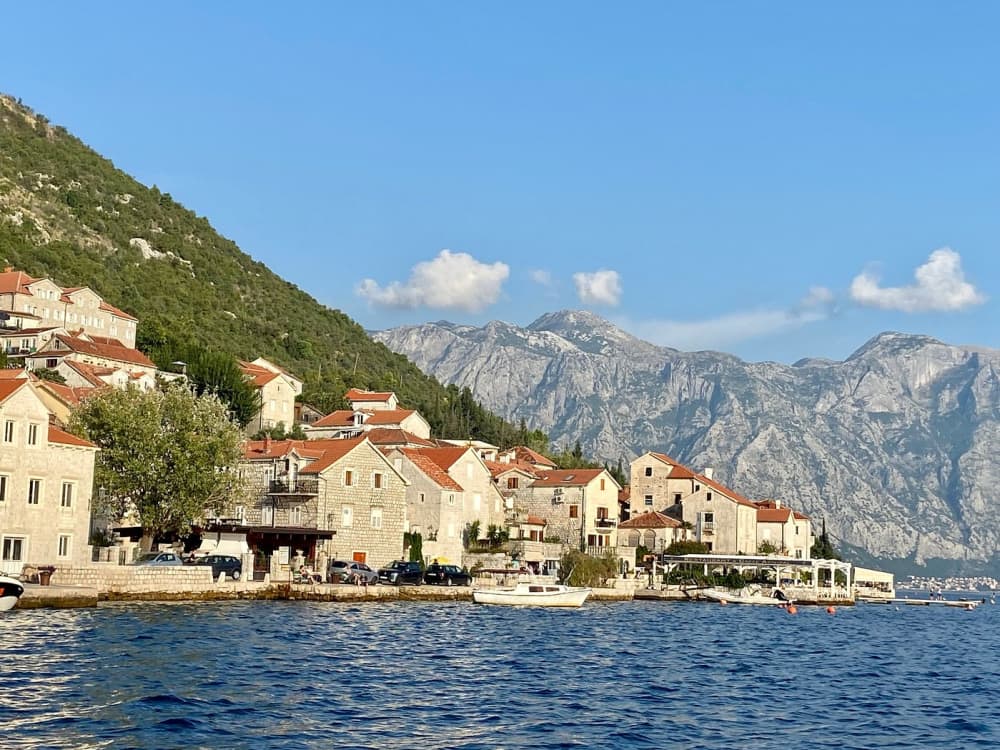 Express-Tour zur Bucht von Kotor und zur Inselgruppe Unserer Lieben Frau vom Felsen (max. 8 Passagiere)