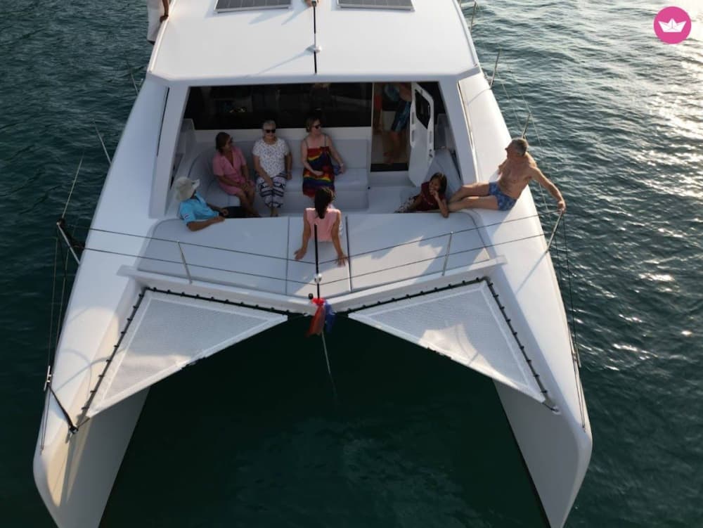 Der perfekte Tag: Was passiert auf einer Phi Phi Island Charter | Ganztägig