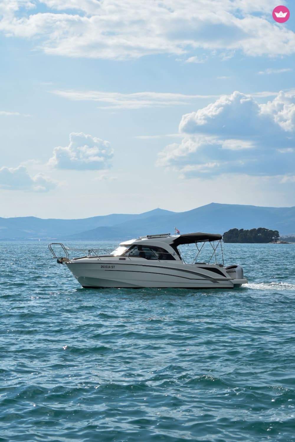 Fuga di mezza giornata: Trogir, Laguna Blu e la nave affondata di Šolta – Un tour panoramico con nuotata e visite turistiche da Spalato
