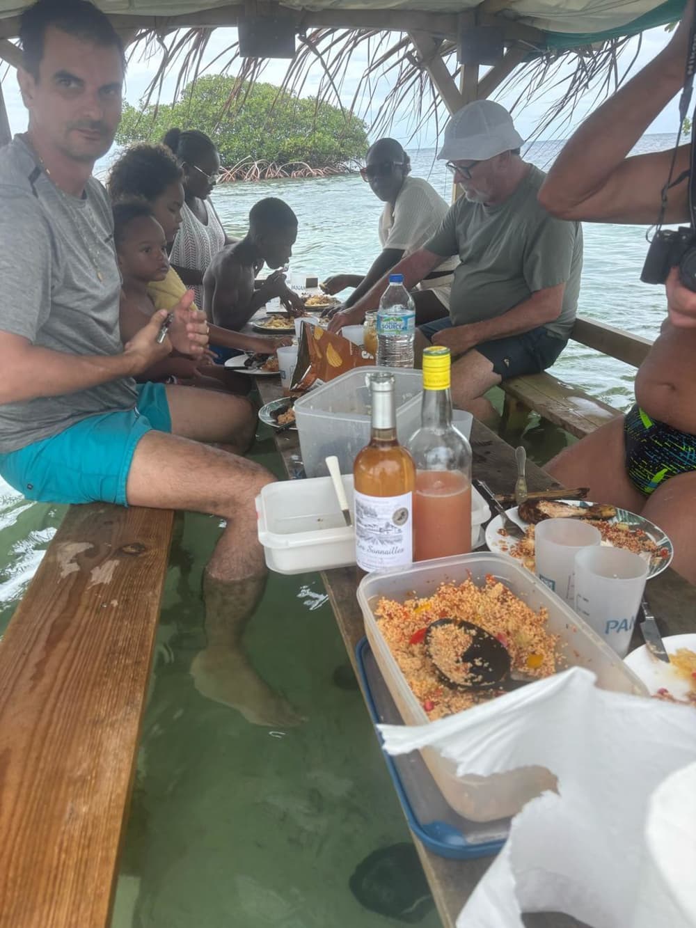 Vivez un coucher de soleil magique en mer, entre détente et émerveillement sur la mer des Caraïbes