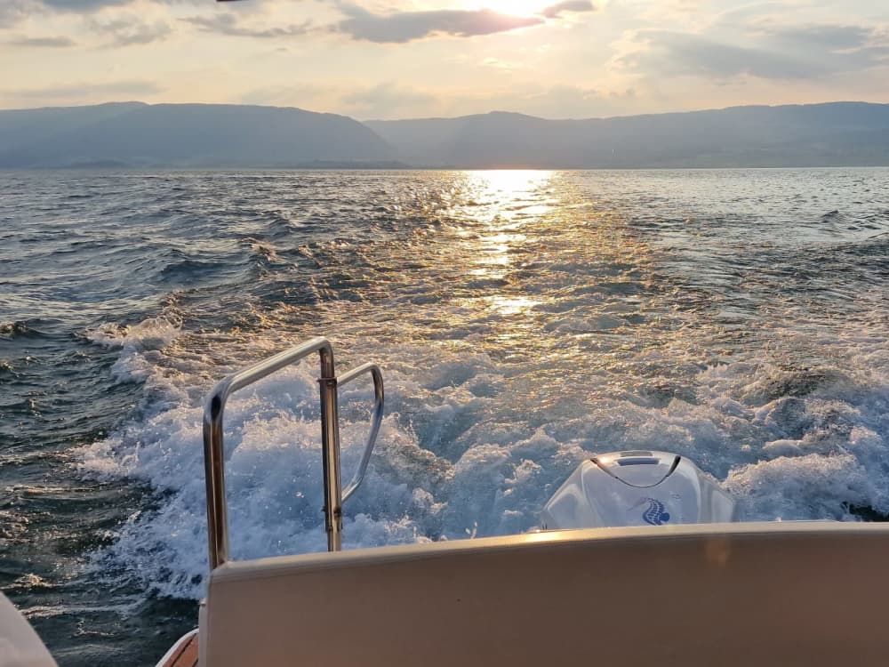 Celebrate an unforgettable birthday on the lake – from 2 a.m. to 8 a.m.