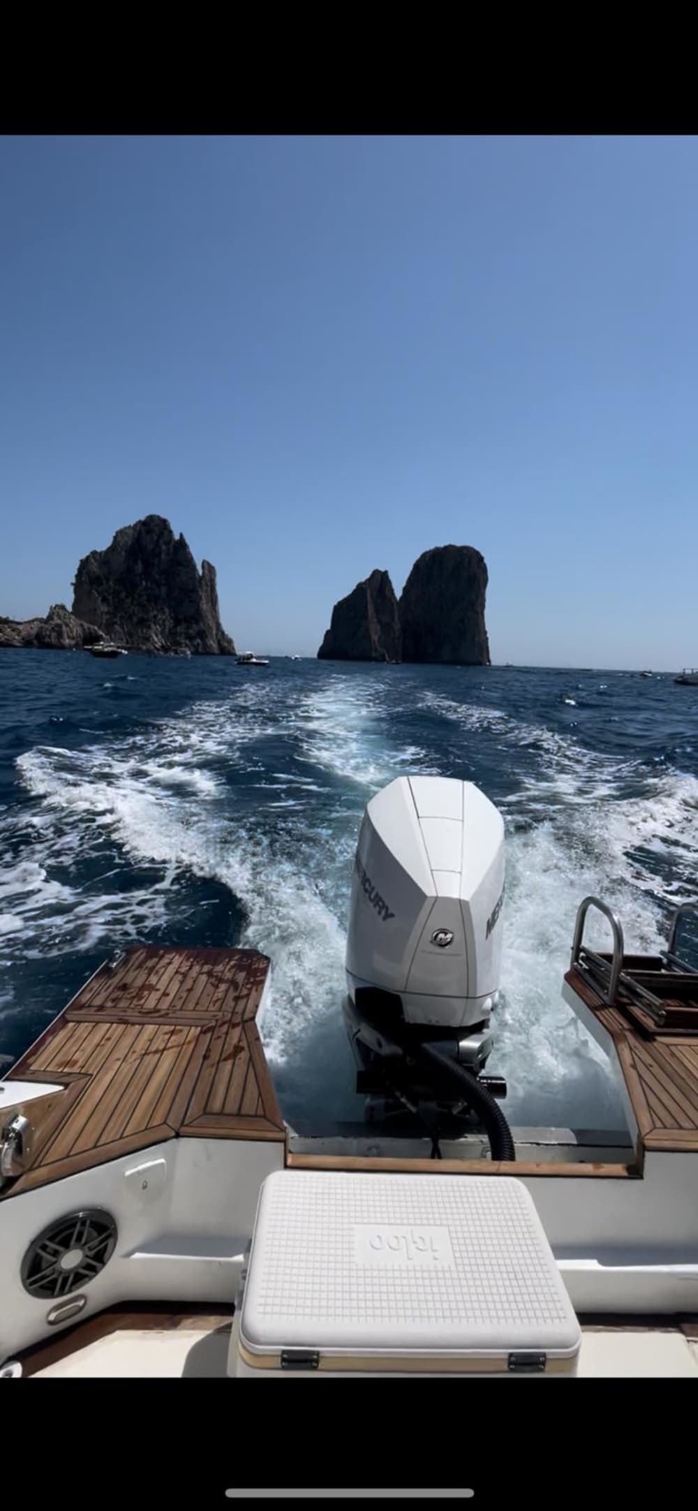 Procida e Ischia: dai porti storici alle calette nascoste