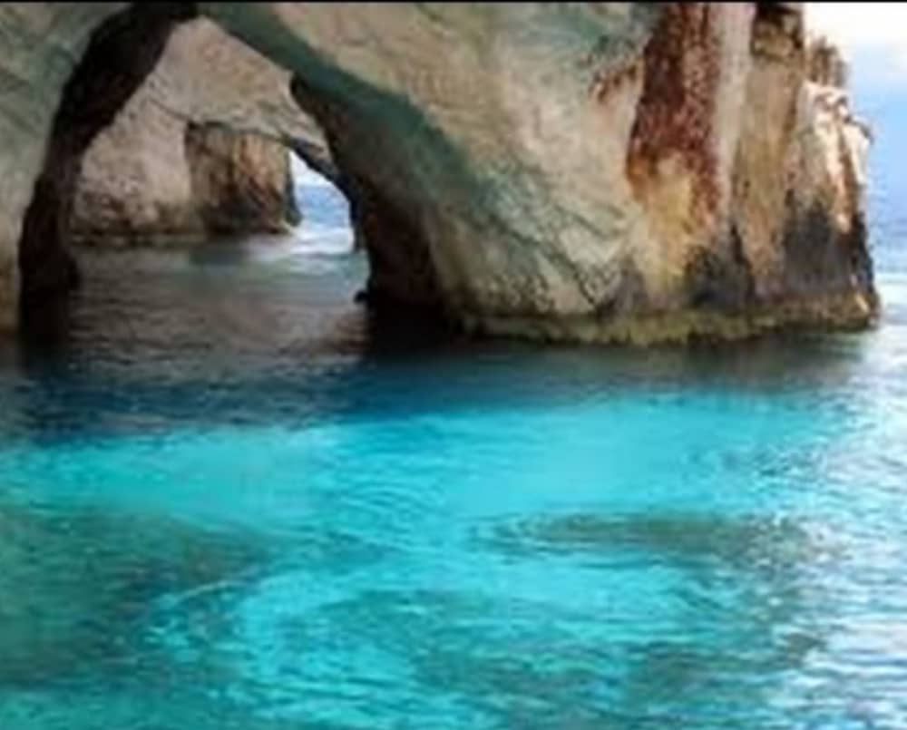 Playas secretas, cuevas y tortugas: experiencia privada de 6 horas