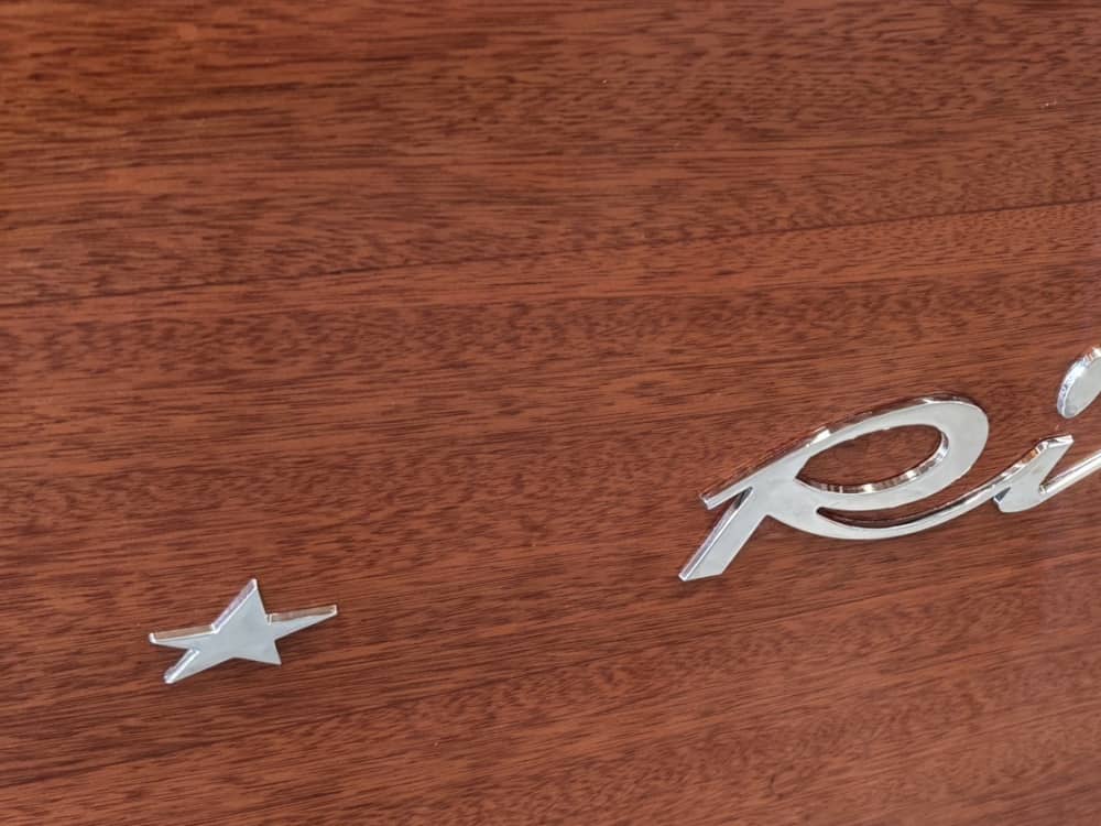 Een ontspannen uitje naar Lazise: een boottocht van 3 uur op een motorboot.